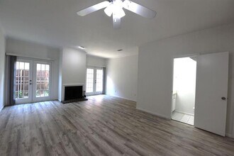 Building Photo - 2727 Shelby Ave