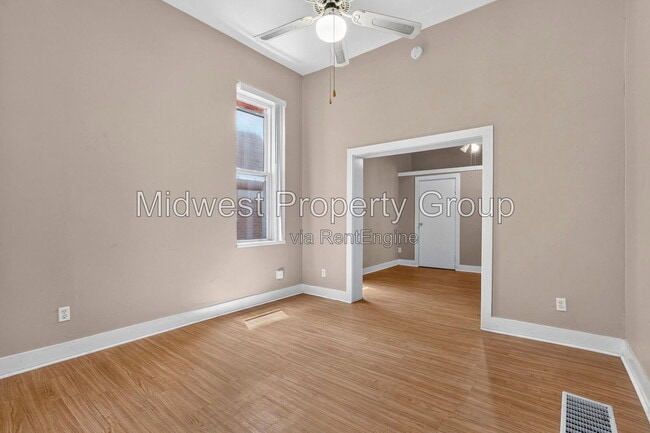 Building Photo - 3241 S Jefferson Ave