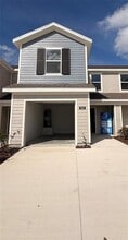 Building Photo - 868 Lynx St
