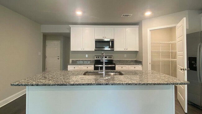 Foto del edificio - 10185 Arbordale Dr