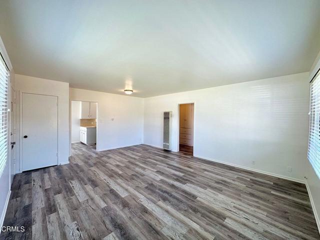 Building Photo - 3372 San Luis St