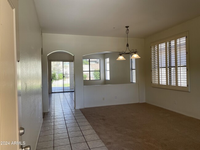 Building Photo - 7322 E Gallego Ln