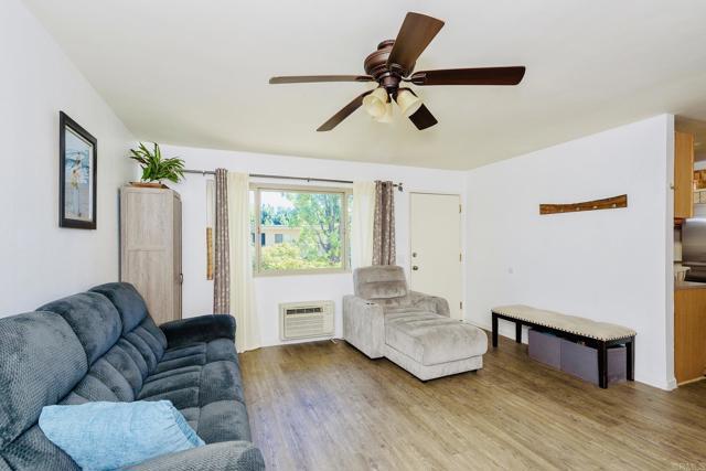 Building Photo - 391 Emerald Ave