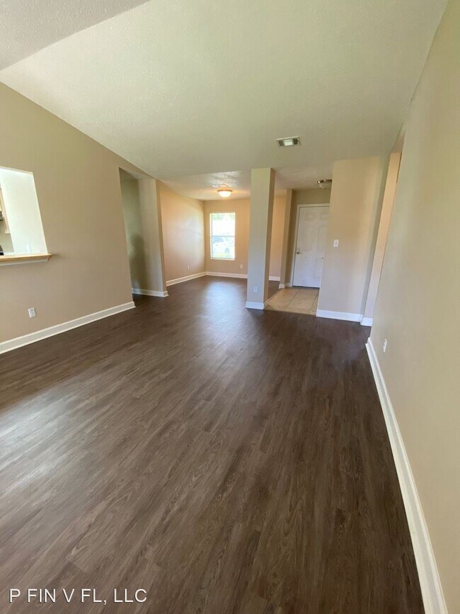 Building Photo - 2 br, 1 bath House - 32 Arva Ct
