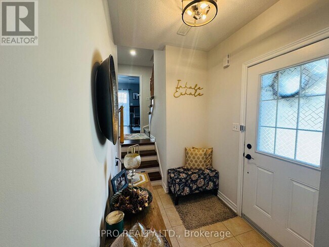 Building Photo - 67 Oakins Ln