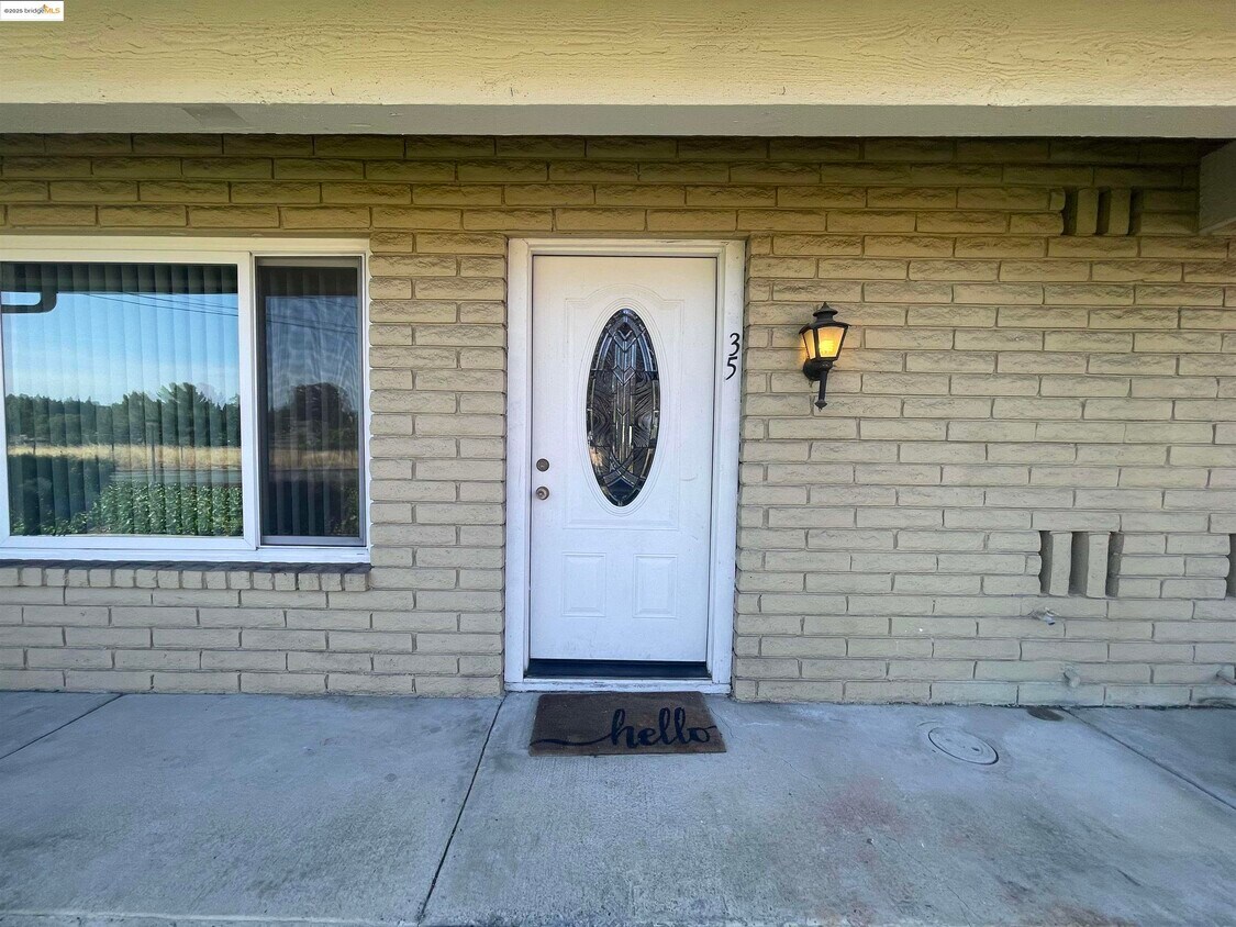 Foto principal - 35 Fountainhead Ct