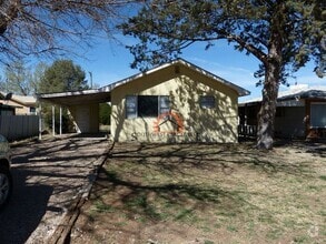 Building Photo - 1204 N Edwards St