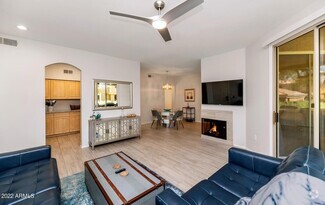 Building Photo - 1411 E Orangewood Ave