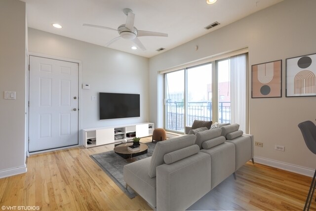 Foto del edificio - 2836 N Dawson Ave