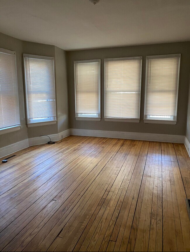 721 Ashland Ave Unit Rear 1, Buffalo, NY 14222 Apartments in Buffalo