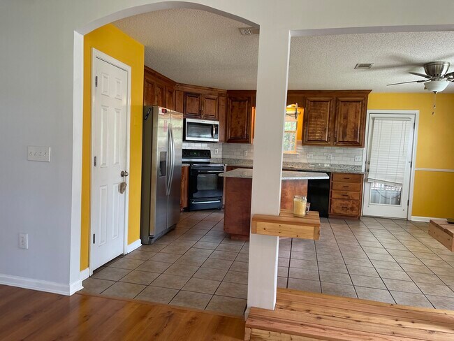 Building Photo - 109 Langdon Ct
