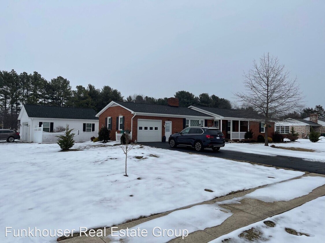 Primary Photo - 3 br, 2.5 bath House - 408 14th Street