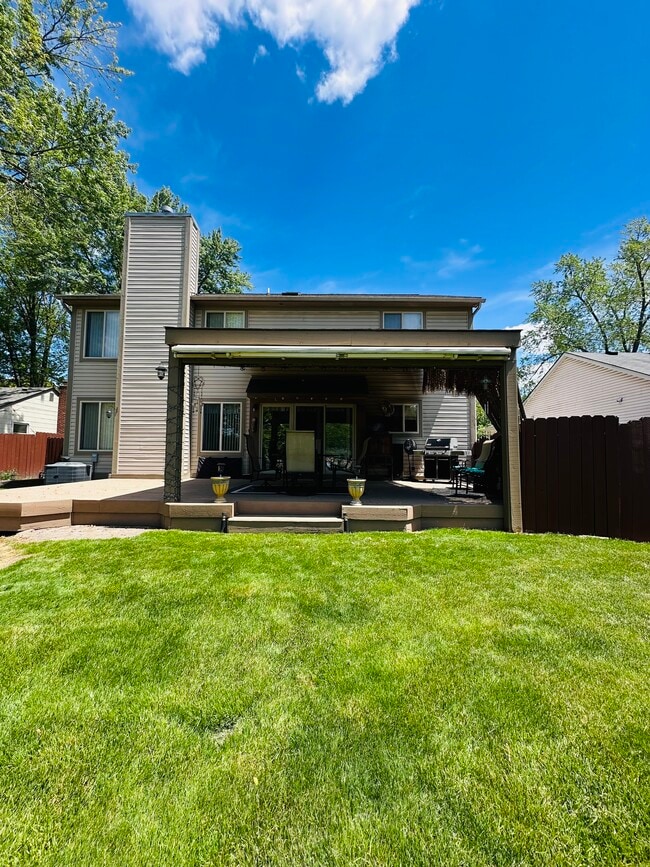 Building Photo - 9185 Cardwell St