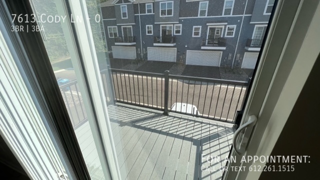 Foto del edificio - 7613 Cody Ln