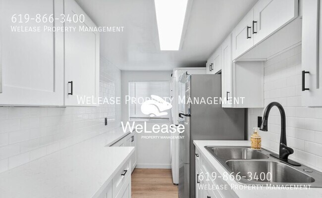 Foto del edificio - 4866Trojan Ave-1/2