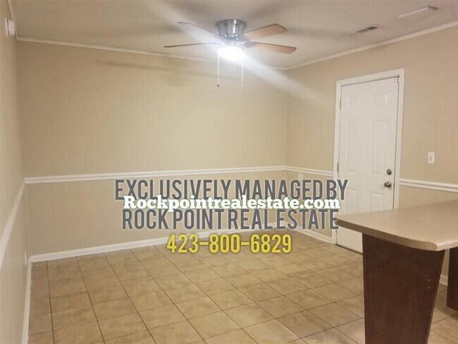 Building Photo - Affordable Home Near VW!