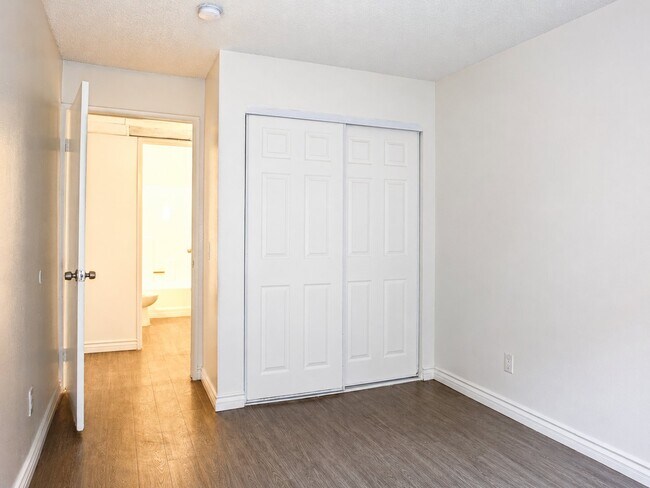 Foto del edificio - 13950 Foothill Blvd