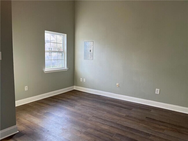 Building Photo - 2317 N Claiborne Ave