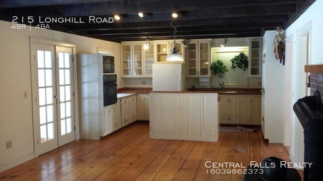 Foto del edificio - 4 Bedroom Single Family House for  Rent! Available for Immediate Occupancy!