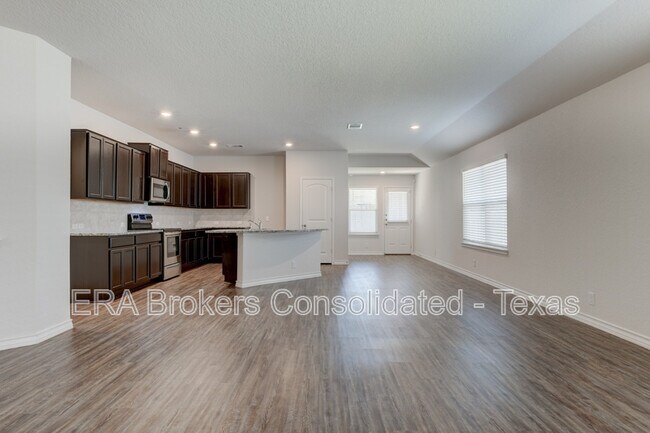 Building Photo - 121 Little Wichita
