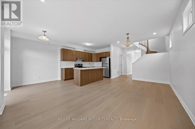 Building Photo - 602 Geranium Walk