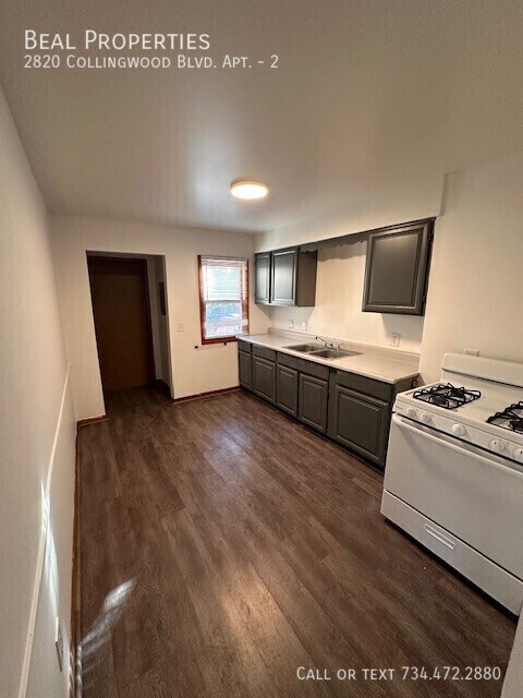 Building Photo - 2820 Collingwood Blvd