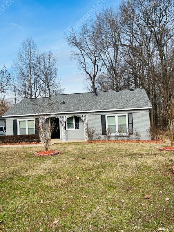 Primary Photo - 3214 Cedarhurst Dr
