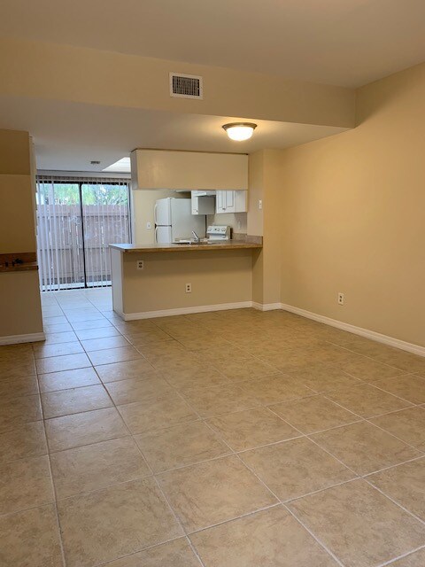 Foto del edificio - 1206 SE 8th St