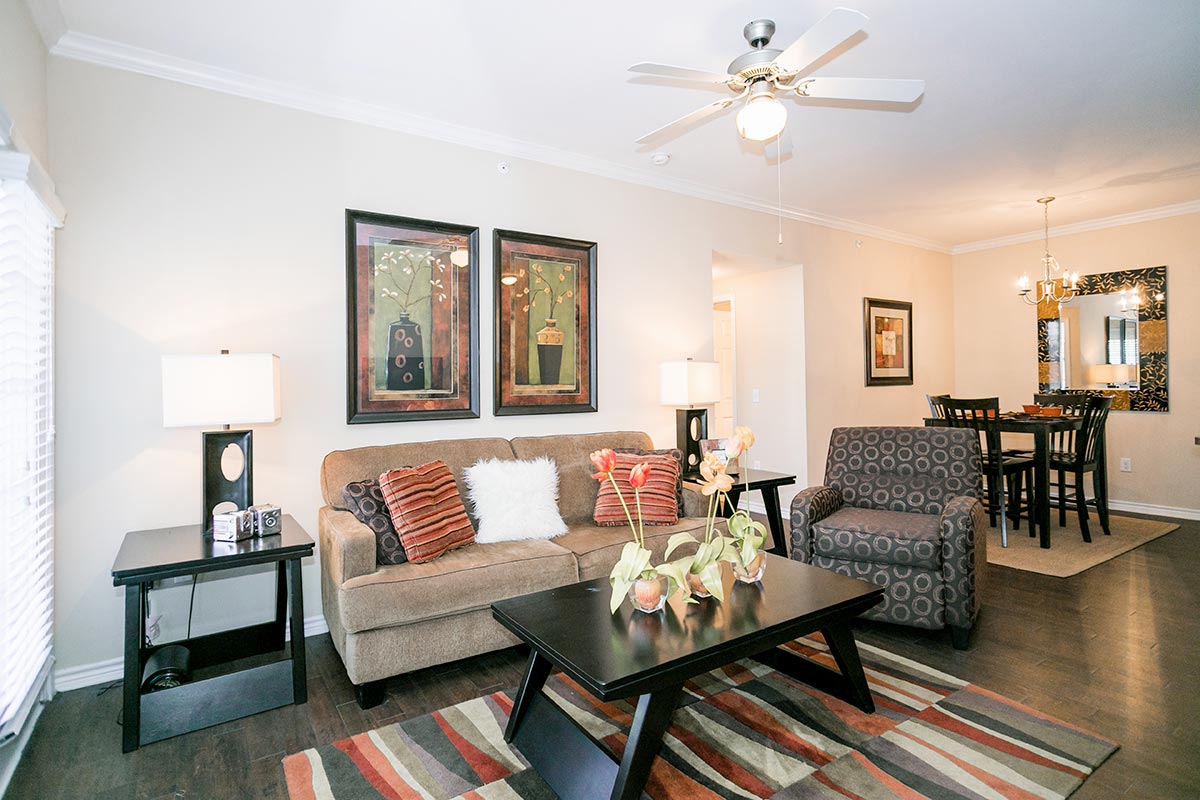 Village at Juban Lakes Apartments in Denham Springs, LA