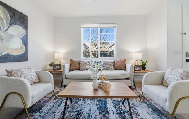 Building Photo - Amazing 3/2.5 N. Natomas!  Beautiful.  Please read full add below for details.