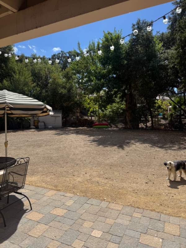 Foto del edificio - 2091 Fallbrook Ct