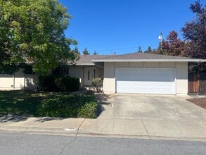 Building Photo - 40732 Laguna Pl