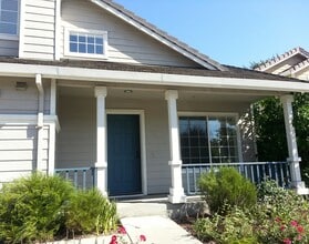Building Photo - 138 Trenton Cir