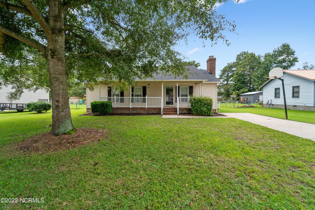 Foto principal - 206 Lorraine Ct