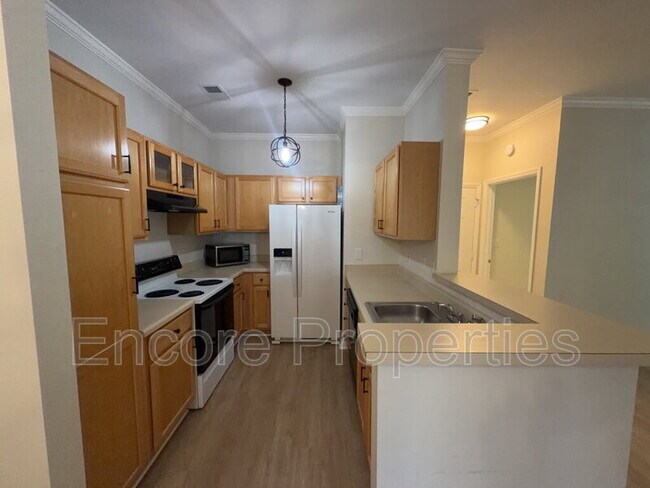 Foto del edificio - 800 W Savannah Rdg Rd