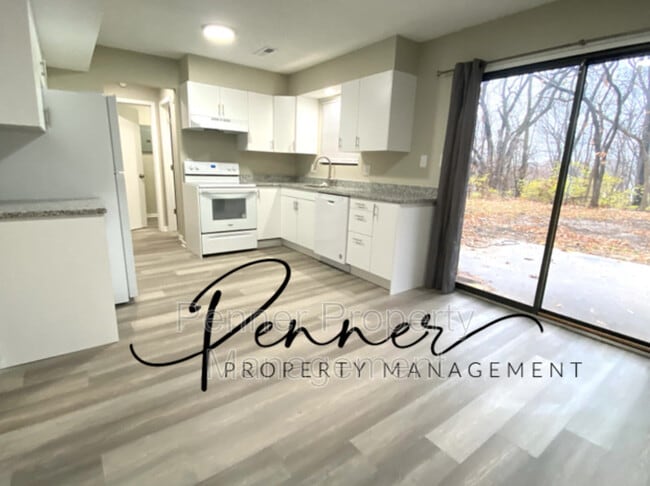 Building Photo - 3609 SW Shrout Creek Dr