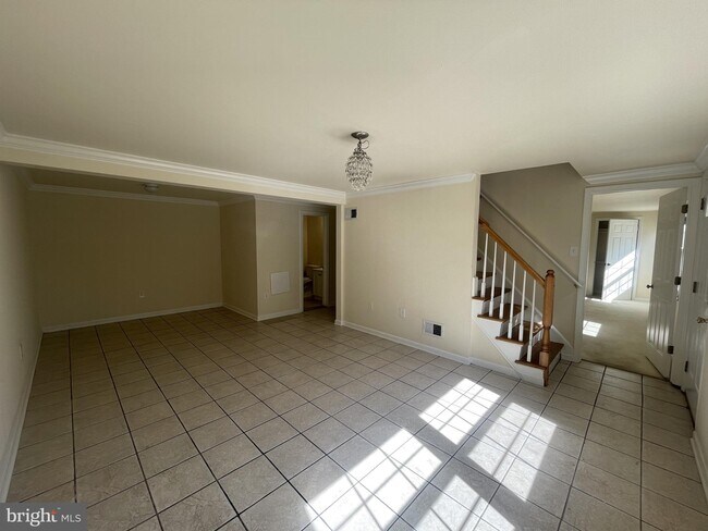 Foto del edificio - 4534 Evansdale Rd