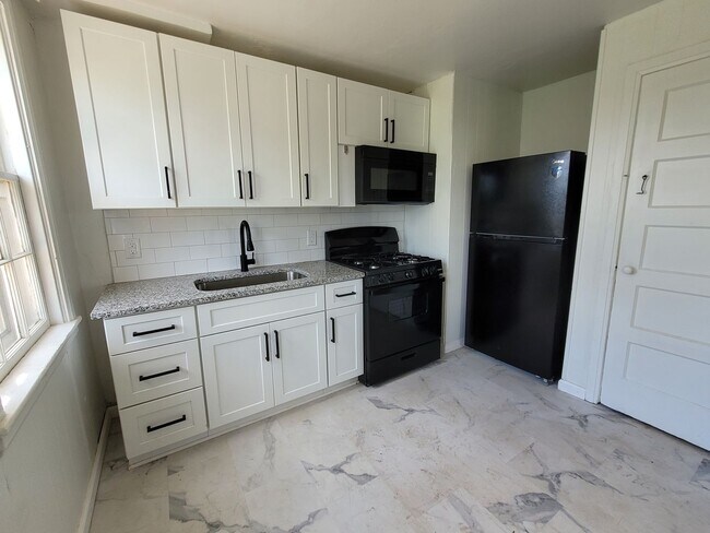 Foto del edificio - 3 bedroom house York