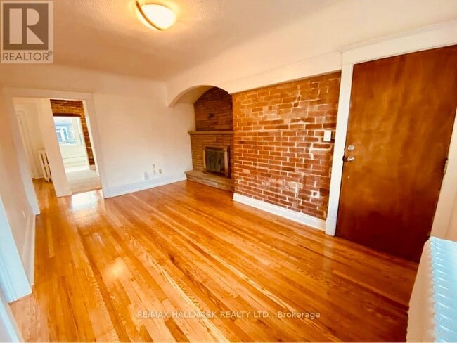 Building Photo - 20 Triller Ave