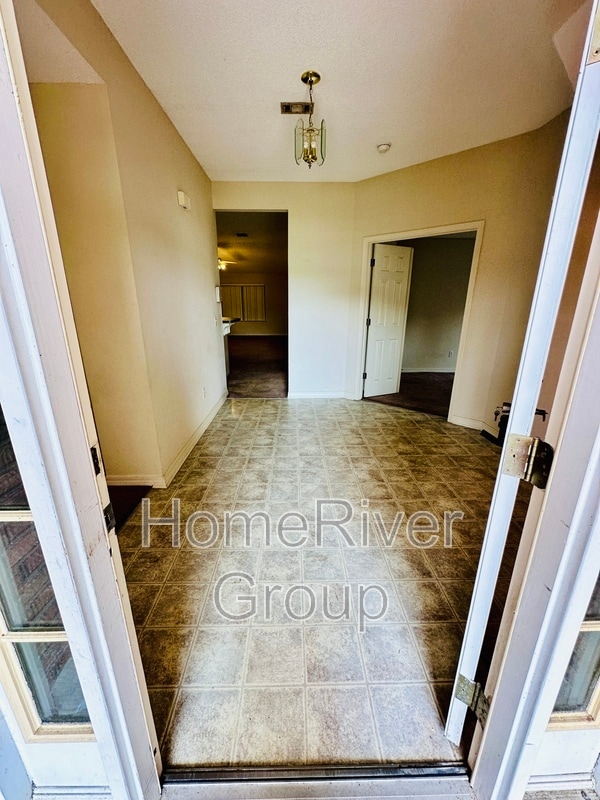 Building Photo - 1332 Buttonwillow Trail