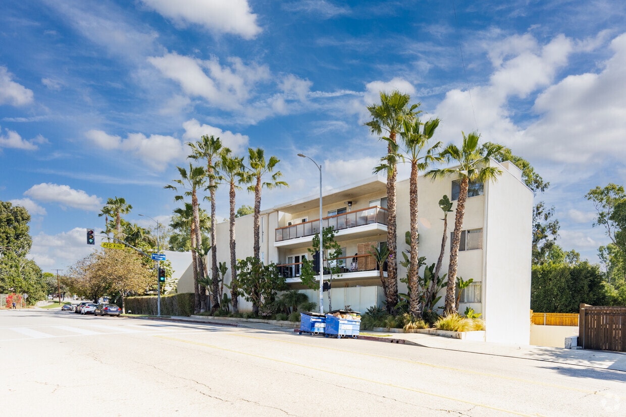 Primary - 330 S Barrington Ave