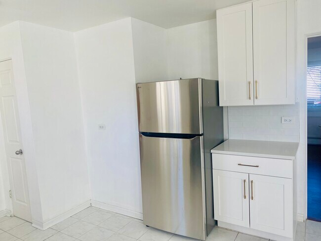 Foto principal - 417 W Miner St