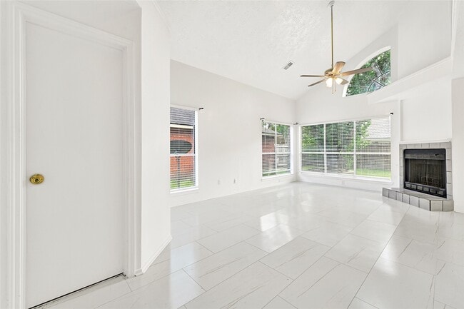 Building Photo - 9322 Bristlebrook Dr