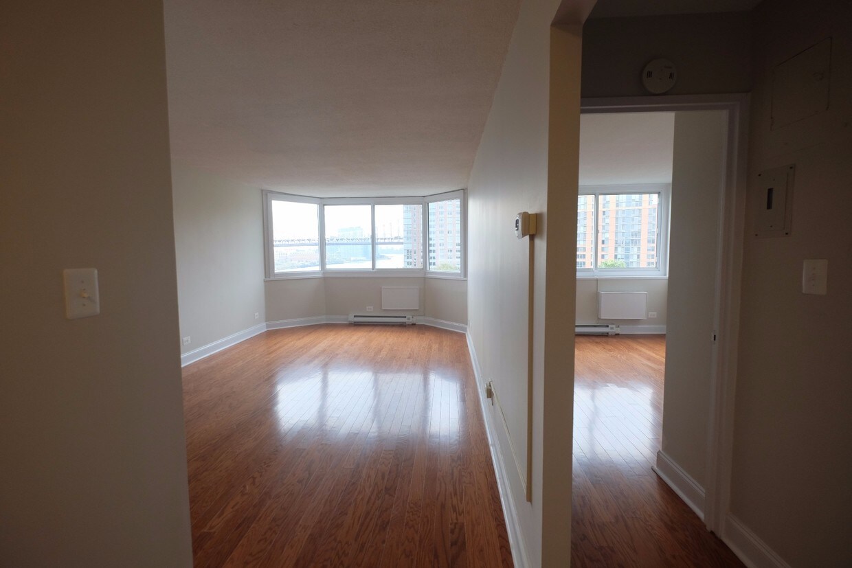 Foto principal - 510 Main St