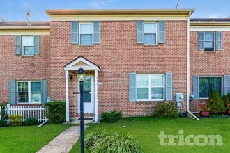 Building Photo - 275 Zieglerville Rd