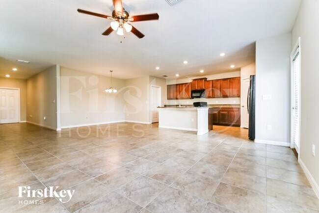 Foto del edificio - 5105 Brickwood Rise Dr