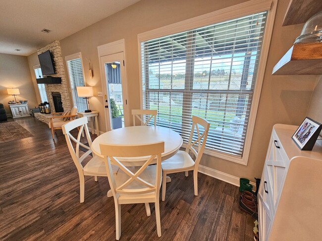 Foto del edificio - Knoxville 37932 - 4 bedroom 2.5 bath home ...