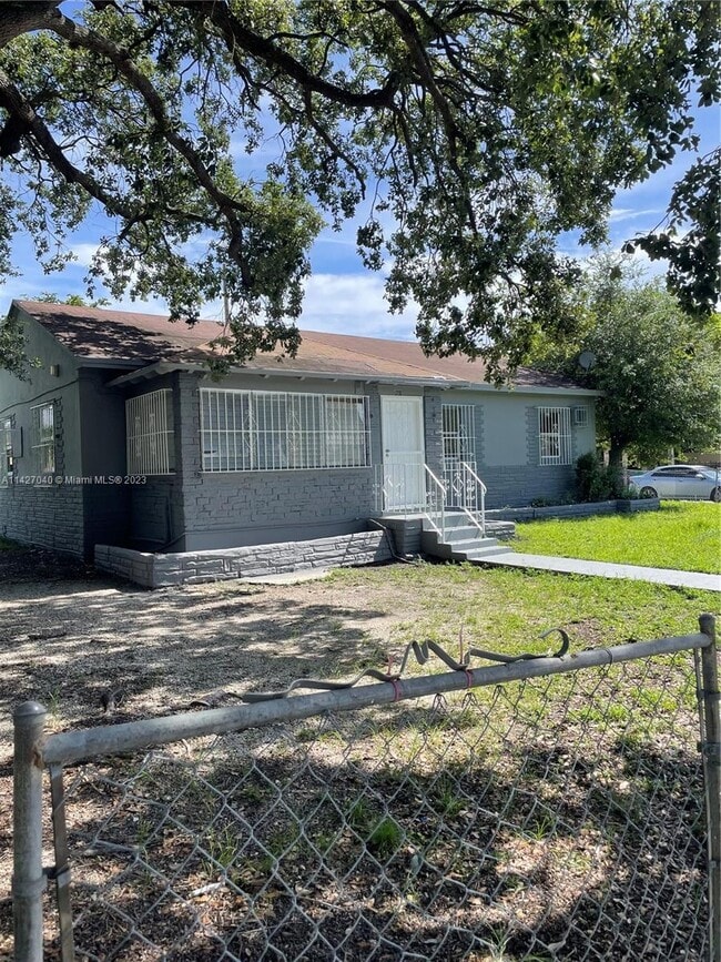 Building Photo - 901 NW 58th Terrace