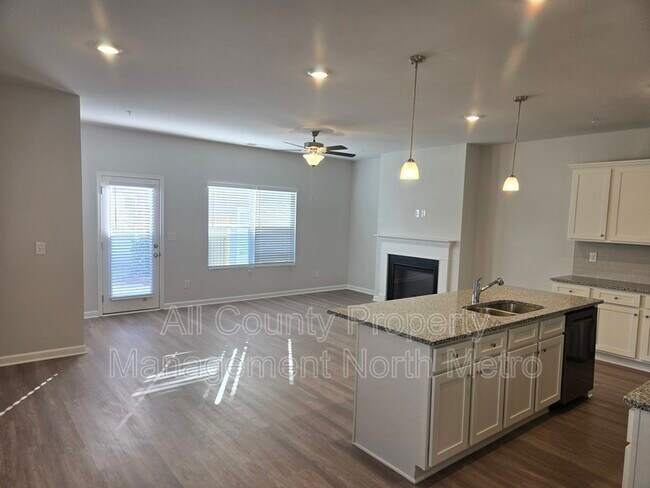 Building Photo - 438 Lanier Cir