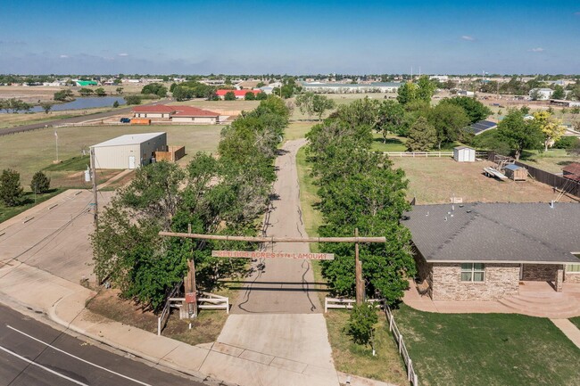 Building Photo - 7518 Lamount Dr